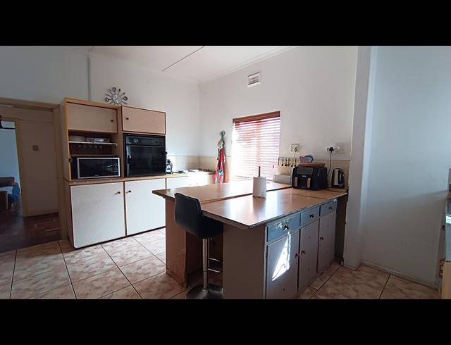 3 BEDROOM FREESTANDING FOR SALE IN VASCO ESTATE